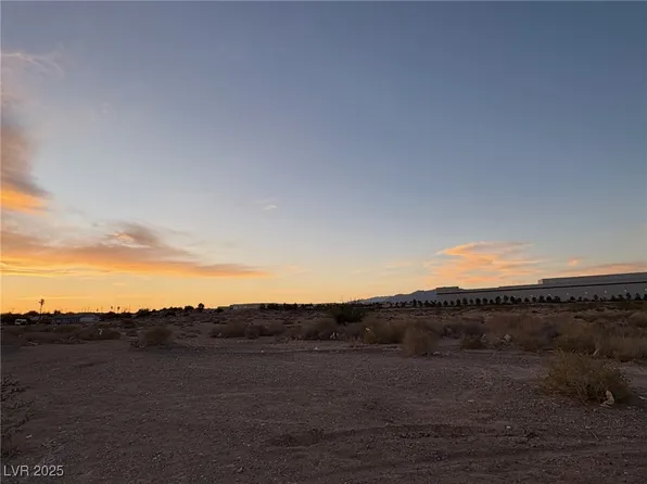 Tamarind, North Las Vegas, NV 89032