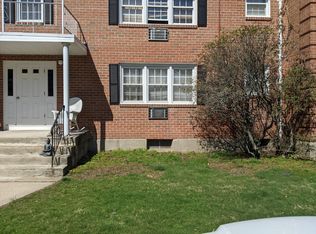 6 Grandview Dr #25, Farmington, CT 06032