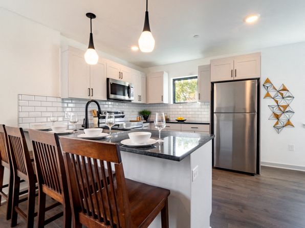 6808 Ridge Ave #504