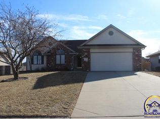 7431 SW Cannock Chase Rd, Topeka, KS 66614