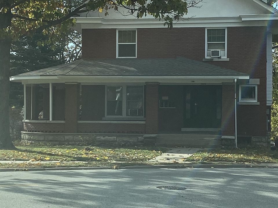 Leonard Exterior