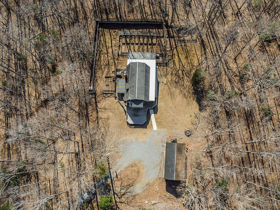 1st image of 15000 Beaver Creek Ct