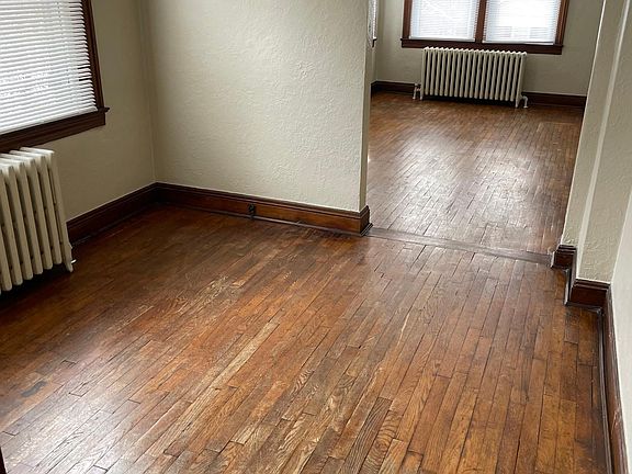 3rd image of 223 Crawford St #B