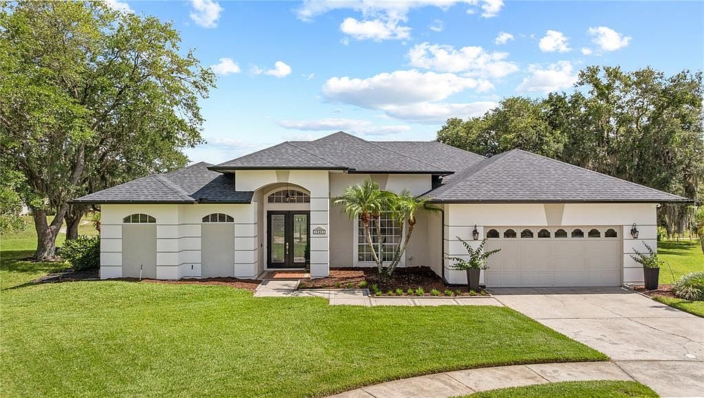 13401 Pointe Ct