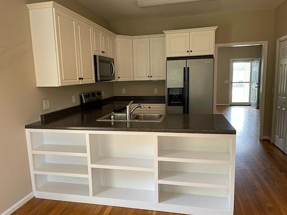 5th image of 50 Mackay Ln