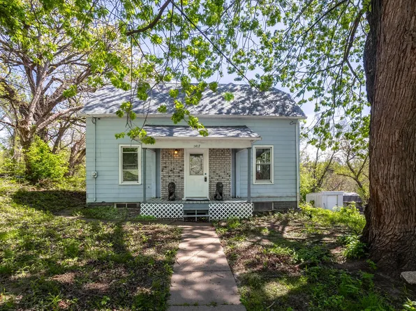 1417 Belle Ave, Davenport, IA 52803