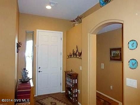 5th image of 567 N Feke Ct