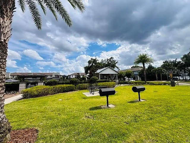 2233 Shadowland Loop — Photo 42