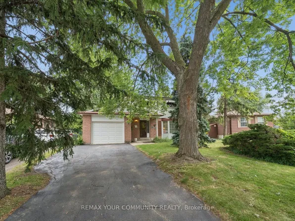 31 Deloraine Dr, Brampton, ON L6T 1T6