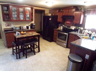 164 Holiday Lodge Rd, North Liberty, IA 52317