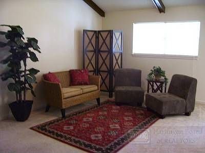 2nd image of 609 Palm Valley Dr
