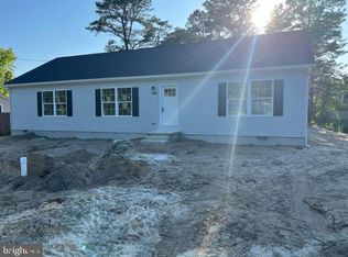 204 Robin Rd, Browns Mills, NJ 08015