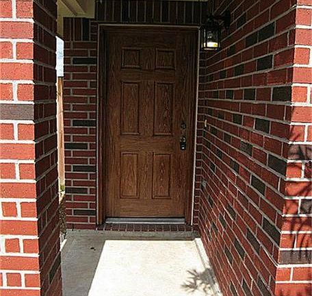 3rd image of 19514 Old Barngate Ln