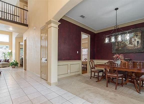 5th image of 2102 Fairway Vista Dr