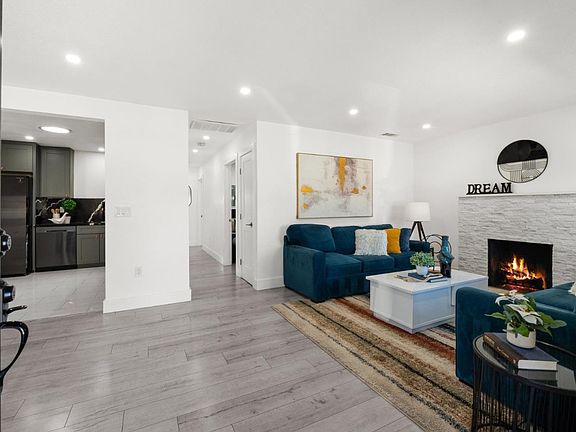 3rd image of 24675 Joanne St