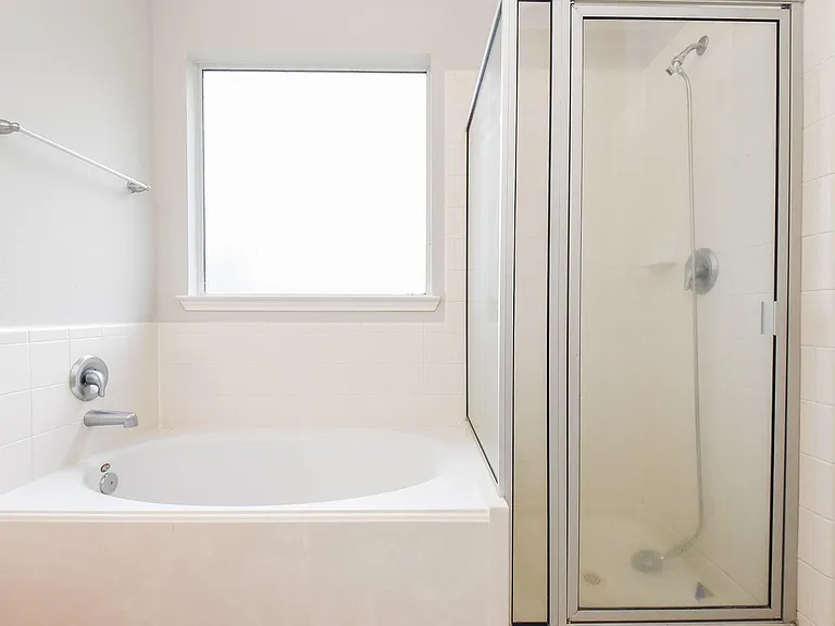 6014 Starbrook Creek Dr — Photo 19