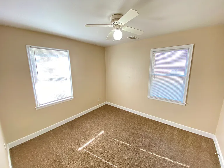 4303 Leatherwood Ave — Photo 7