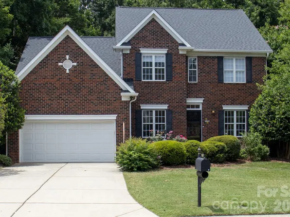 8505 Tintinhull Ln, Waxhaw, NC 28173