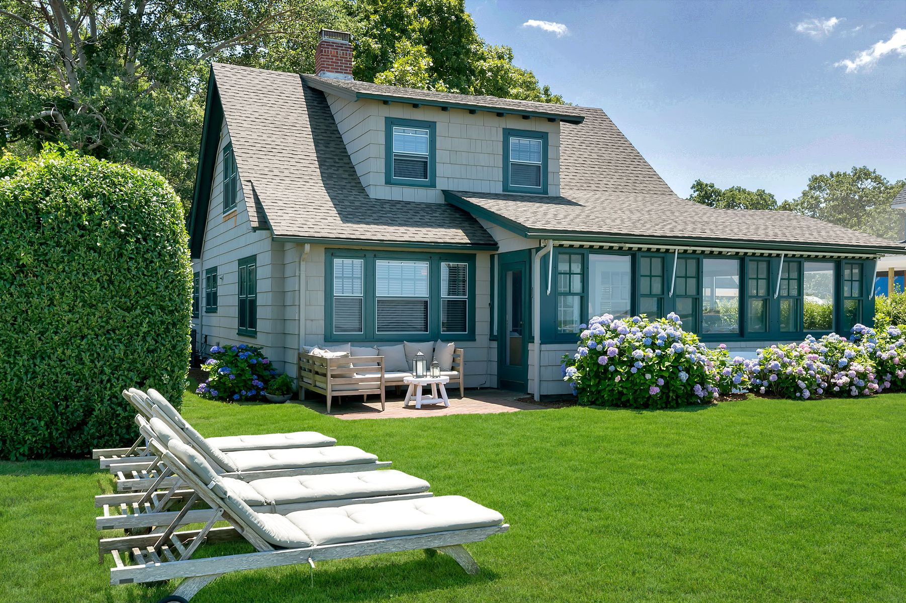 101 Edgemere Dr (formerly 39 Shore Dr) in Southampton Out East