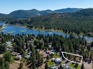7060 W Tesemini Dr, Spirit Lake, ID 83869