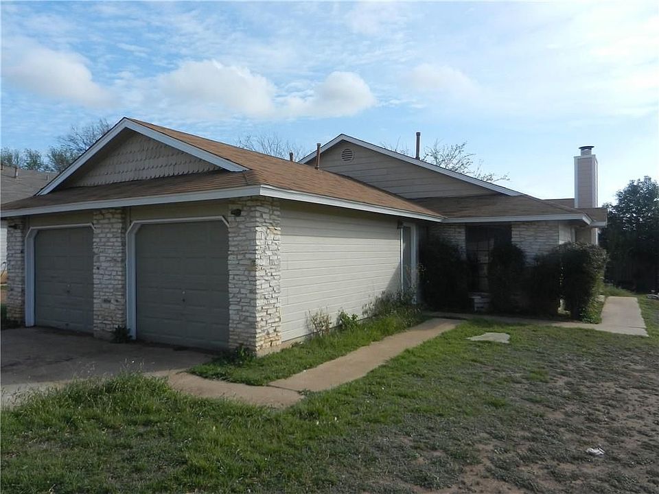 1st image of 404 Cypress Ln