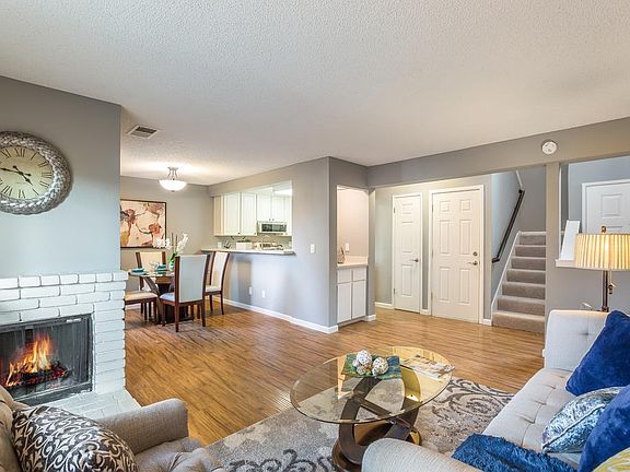 3rd image of 4915 Speak Ln