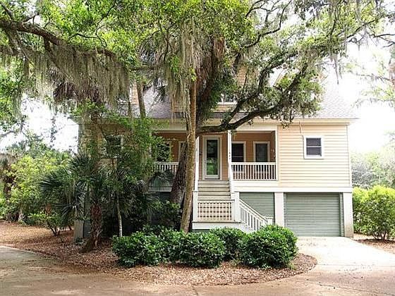 1st image of 1045 Crooked Oaks Ln