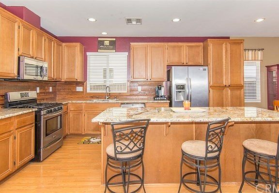 4th image of 34656 Wintersweet Ln