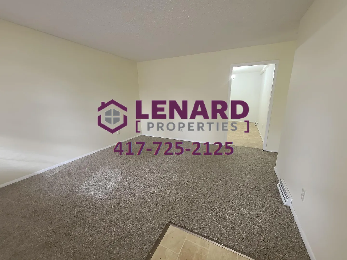 Spacious 3 Bedroom Home! — Photo 3