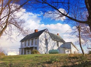 700 John Hoops Rd, Jackson, OH 45640