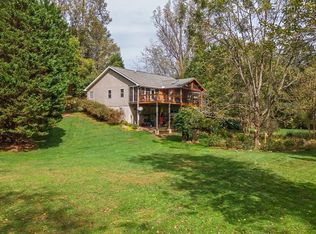 123 Doster Dr, Franklin, NC 28734