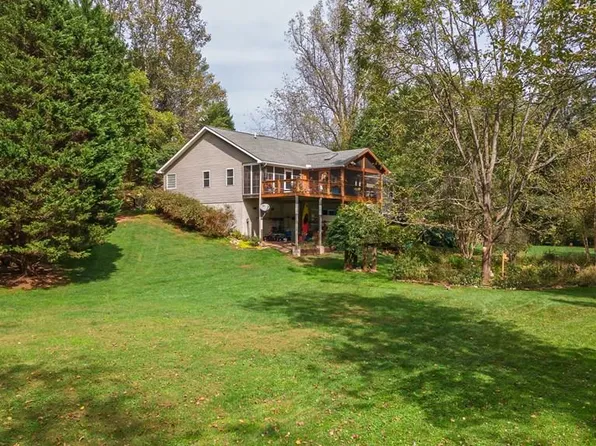 (undisclosed Address), Franklin, NC 28734