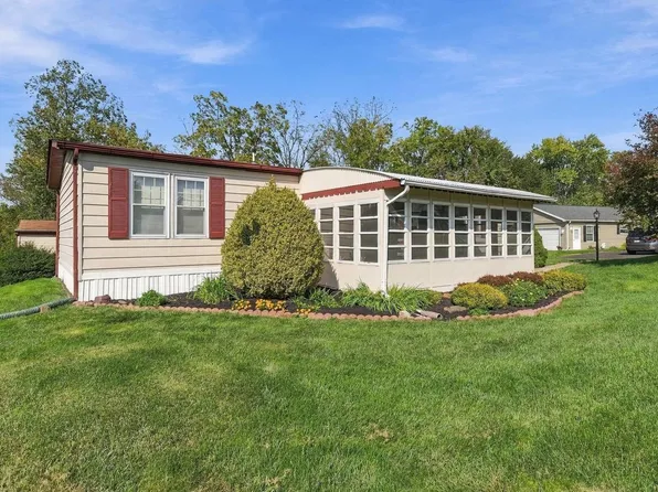 142 Wedgewood Cv, North Wales, PA 19454