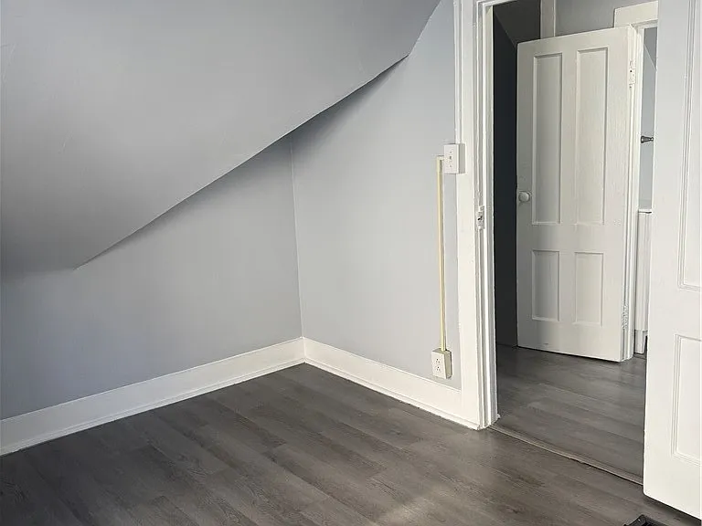 686 Seward St — Photo 25