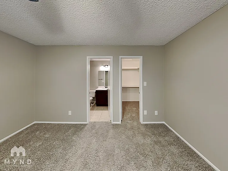 4820 N 89th Ave #76 — Photo 8