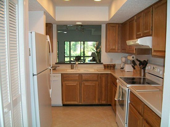 2nd image of 37 Fishermans Cove Rd