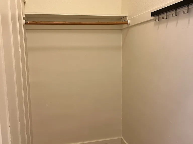 1441 Edgecliffe Dr #21 — Photo 8