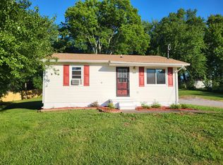 941 Washington Dr, Lewisburg, TN 37091