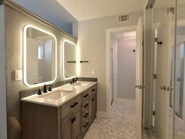 9111 La Riviera Dr — Photo 13