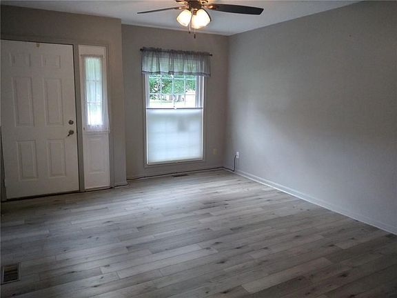 4th image of 216 Francis Avenue Ct