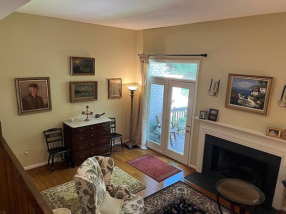2nd image of 4858 Cloister Dr