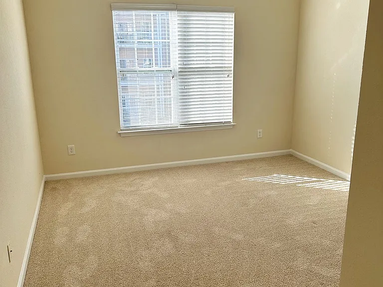 Clairmont at Farmgate — Photo 62