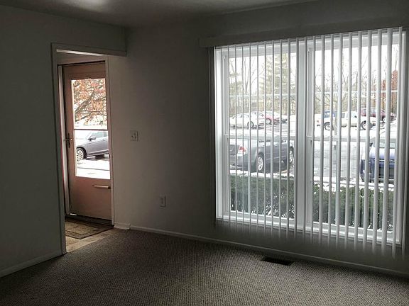 2nd image of 28378 Brookfield Ct #129