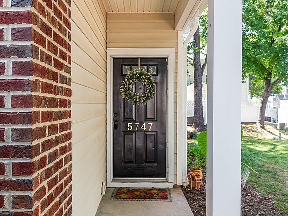 2nd image of 5747 Corbon Crest Ln