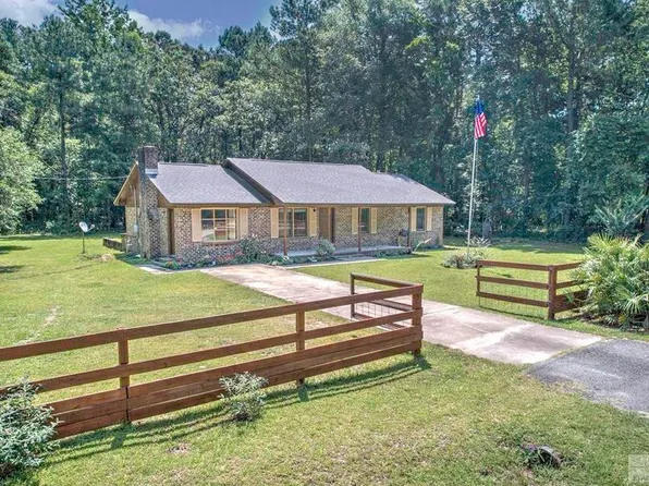1759 Baggette Rd, Manning, SC 29102
