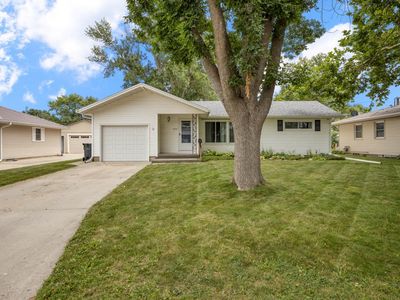 625 15th Street Pl, Nevada, IA, 50201