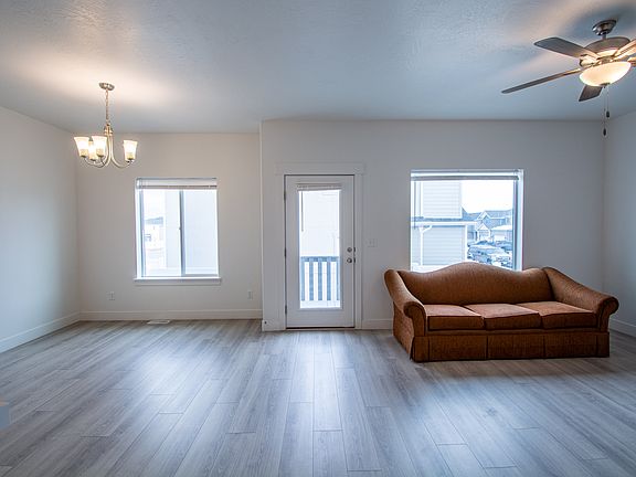 5th image of 7030 N Golden Acres Loop