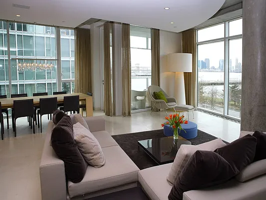 Rented by Sotheby's International Realty | media 2