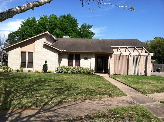 1st image of 1103 Flowerwood Ct