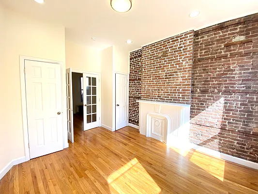 Rented by Corcoran | media 12